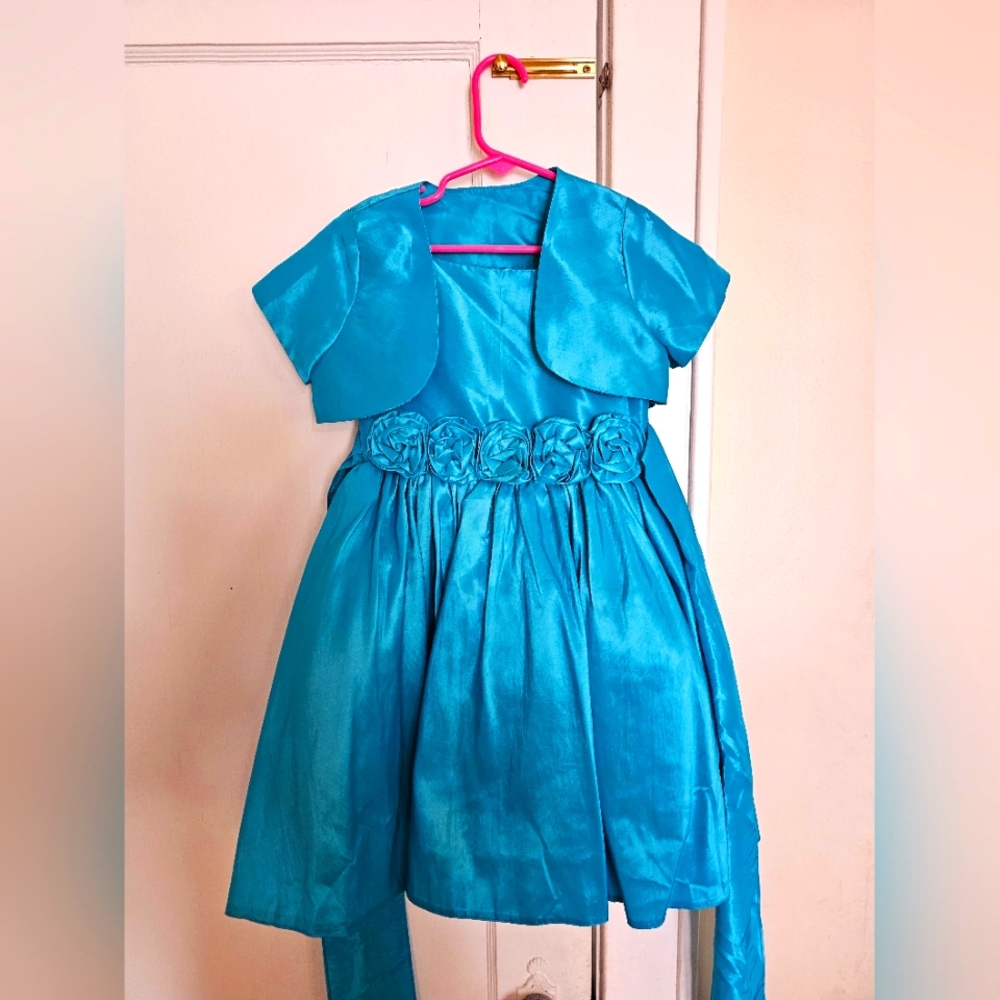 Michelle brand toddler size 2 turquoise dress